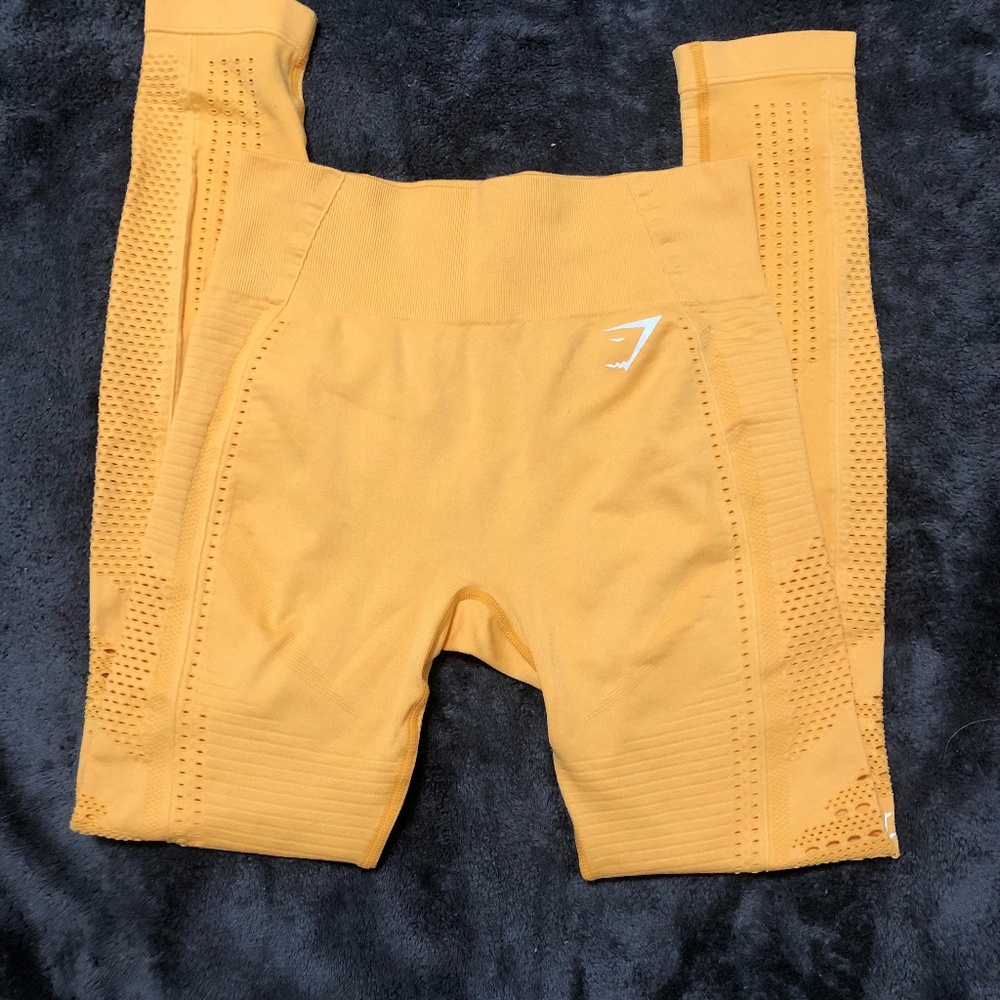 💗SOLD ON Ⓜ️💗 Citrus Seamless leggings
